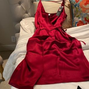 Great for Valentine’s Day! Elegant silk wrap dress with Cami top 100% mulberry